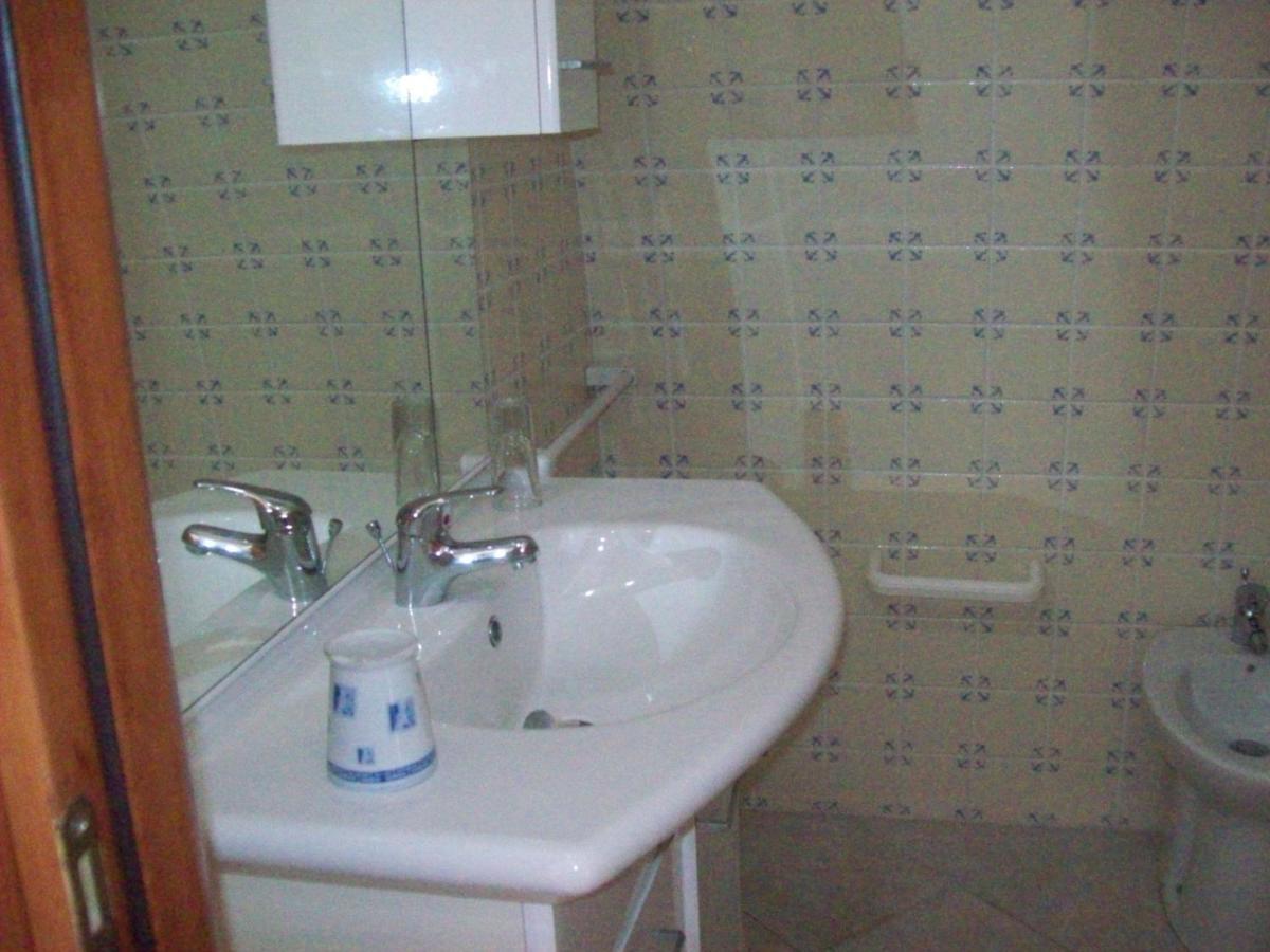 פונזה Casadelpino Residence La Piana מראה חיצוני תמונה